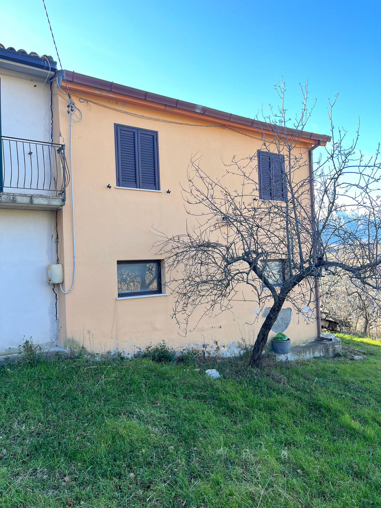 immobile appartamento all'asta in cda Fontemaggio - 64031 Arsita (TE) - 5