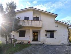 immobile appartamento all'asta in Via Moggio 7 - 66010 Canosa Sannita (CH) - 2