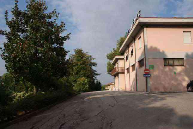 immobile attivita commerciale all'asta in VIA MACERATA 326 - 62015 Monte San Giusto (MC) - 4