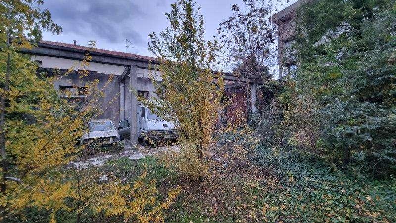immobile appartamento all'asta in Via CARDUCCI snc - 21012 Cassano Magnago (VA) - 4