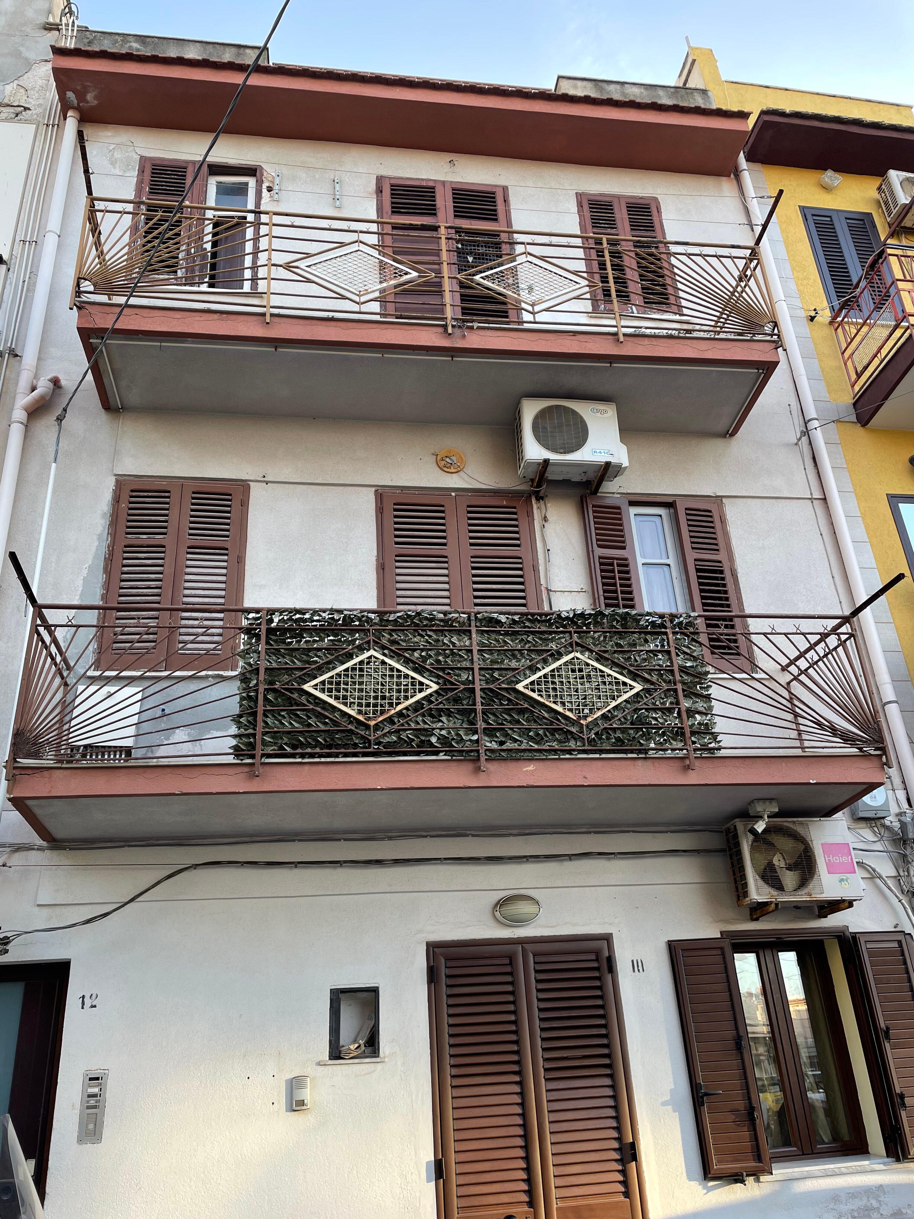 immobile appartamento all'asta in Via Stazione, 12, 90040 Isola delle Femmine PA, Italia Isola Delle Femmine, Palermo - 1