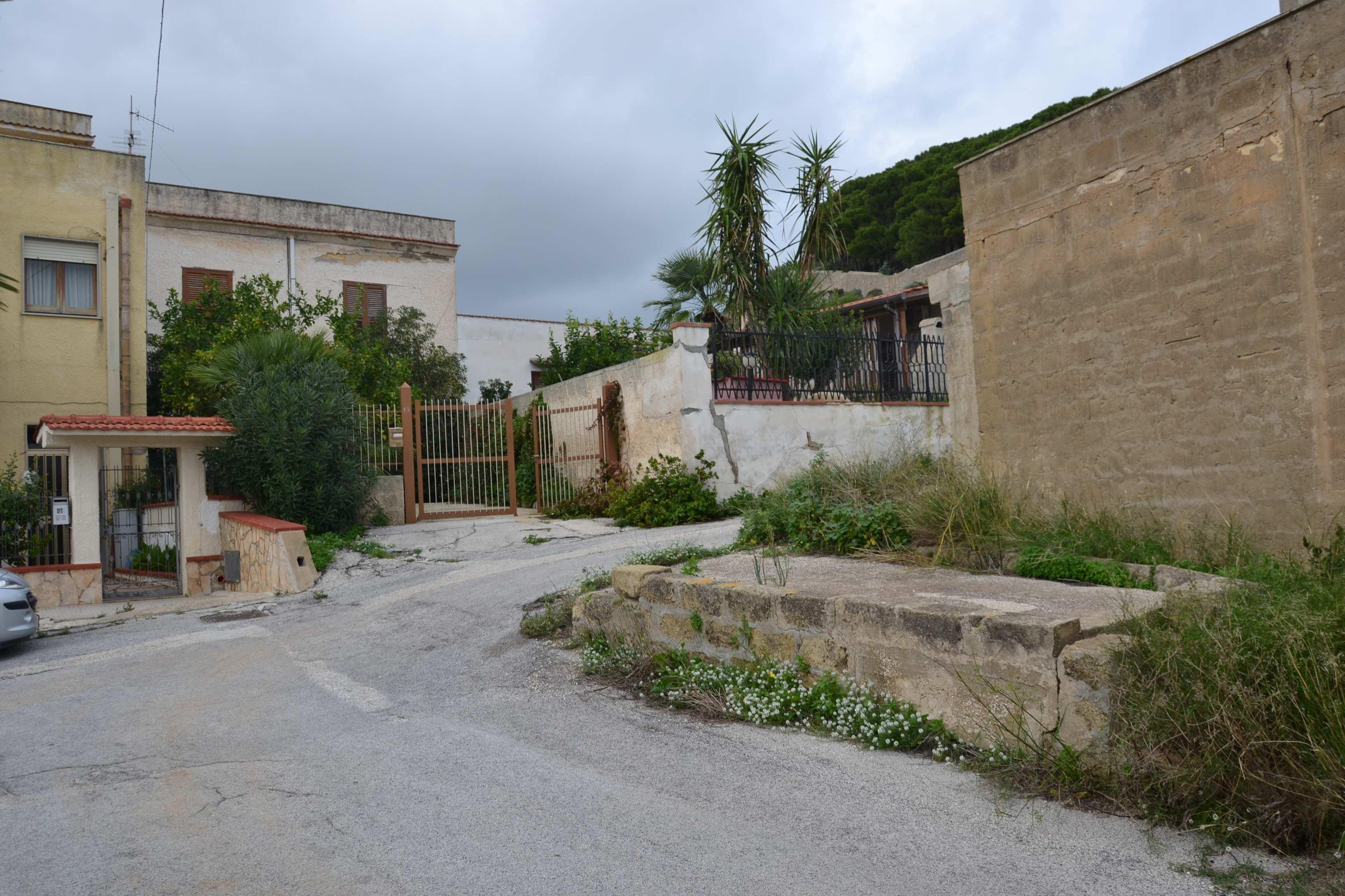 immobile appartamento all'asta in Via Giovanni Verga, 91019 Valderice TP, Italia Valderice, Trapani - 1