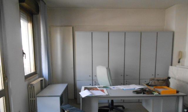 immobile ufficio all'asta in Via Camillo Benso Cavour, 14, 63821 Porto Sant'Elpidio FM, Italia Porto Sant'Elpidio, Fermo - 1