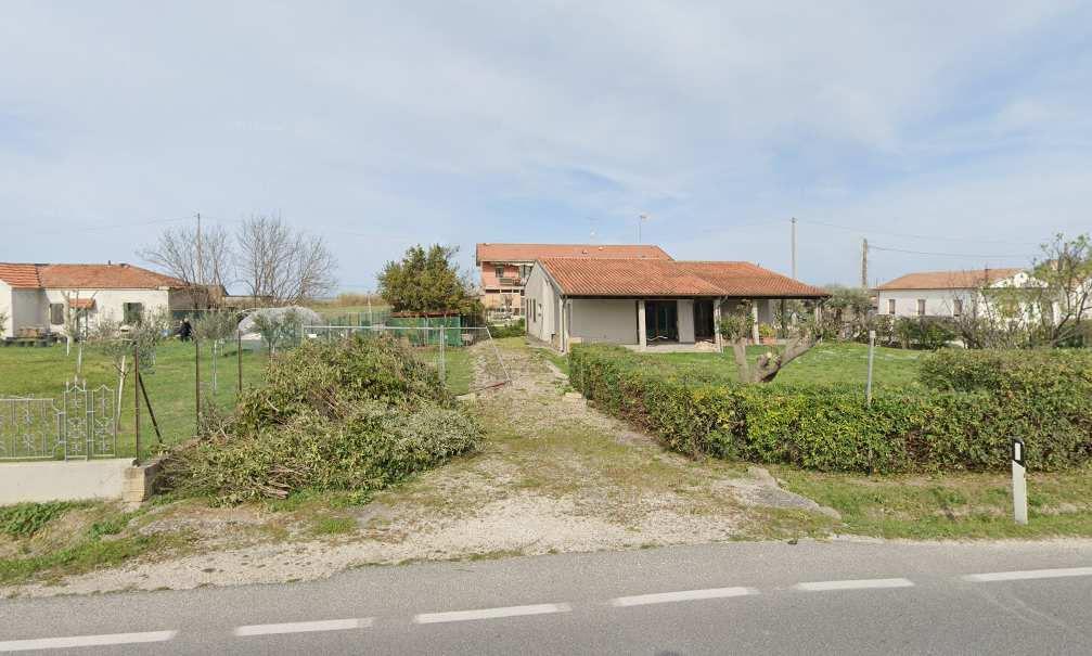 immobile appartamento all'asta in Strada Nazionale Adriatica Sud 71 - 61032 Fano (PU) - 1