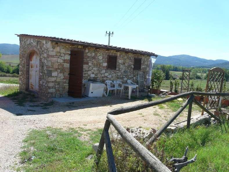immobile magazzino all'asta in Podere Il Bagno, 53034 Colle di Val d'Elsa SI, Italia Colle Di Val D'Elsa, Siena - 1