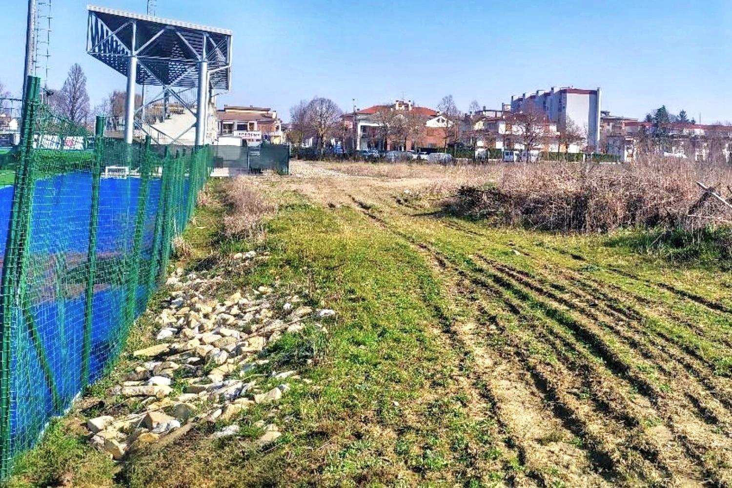 immobile terreno all'asta in Vicinale del Querceto, 29017 Fiorenzuola d'Arda PC, Italia Fiorenzuola D'Arda, Piacenza - 1