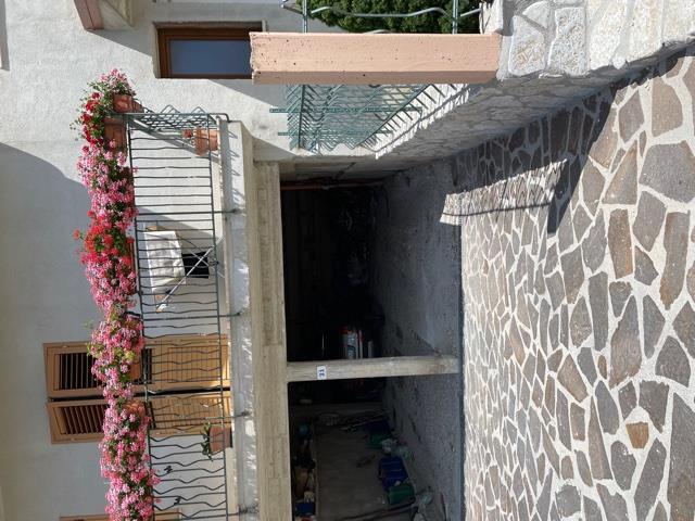 immobile appartamento all'asta in Localita' Villa Scontrone - Via Della Croce 7 - 9 - 67030 Scontrone (AQ) - 2