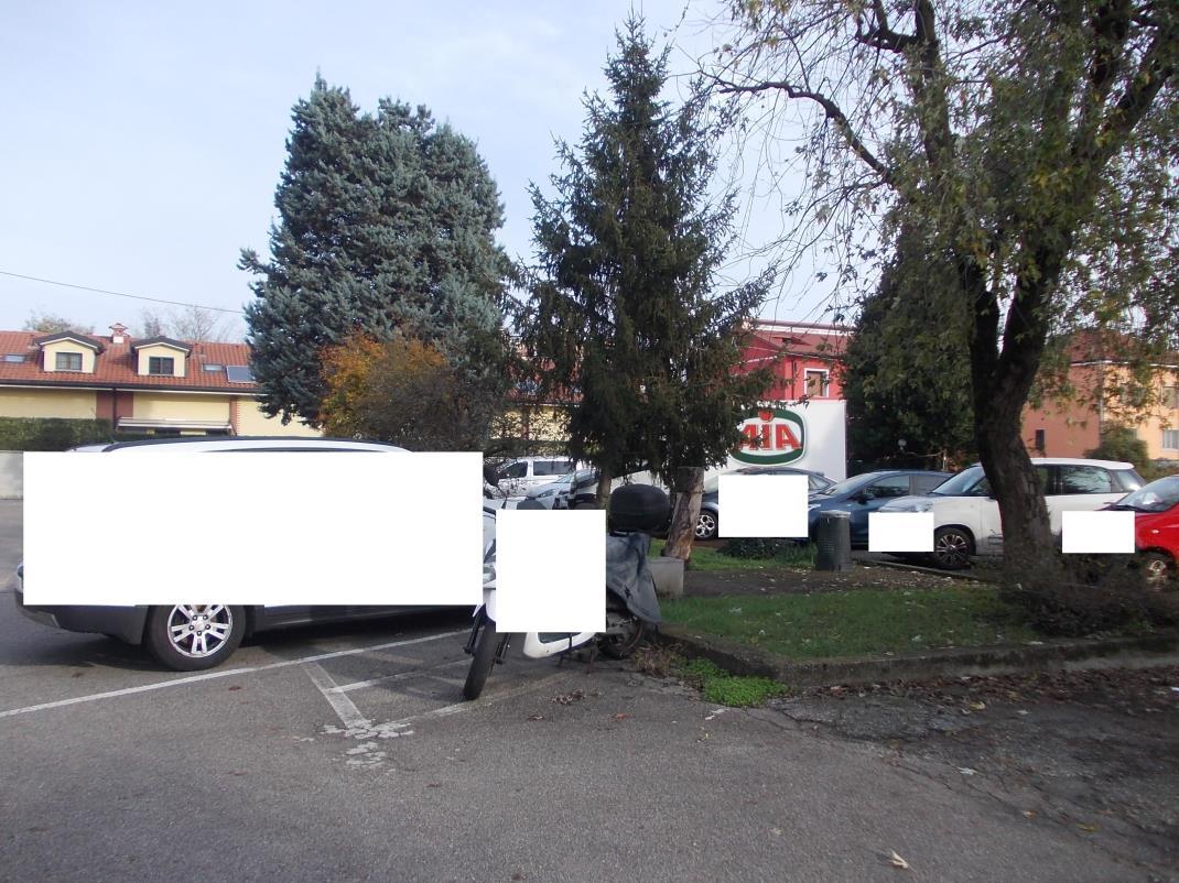 immobile appartamento all'asta in Viale Lombardia, 18, 20021 Bollate MI, Italia Bollate, Milano - 2