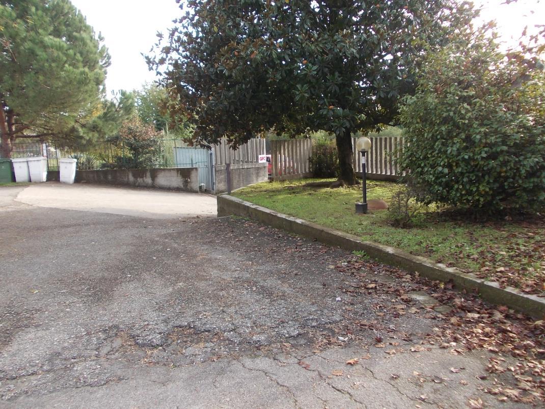immobile appartamento all'asta in Viale Lombardia, 18, 20021 Bollate MI, Italia Bollate, Milano - 3