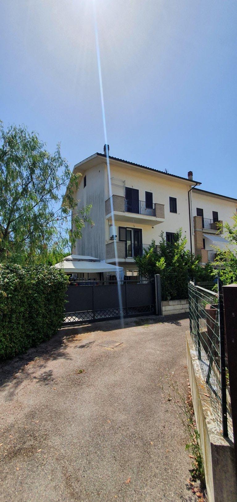 immobile appartamento all'asta in Via delle Gardenie, 26, 64025 Seconda Zona Peep TE, Italia - Pineto (TE) - 3