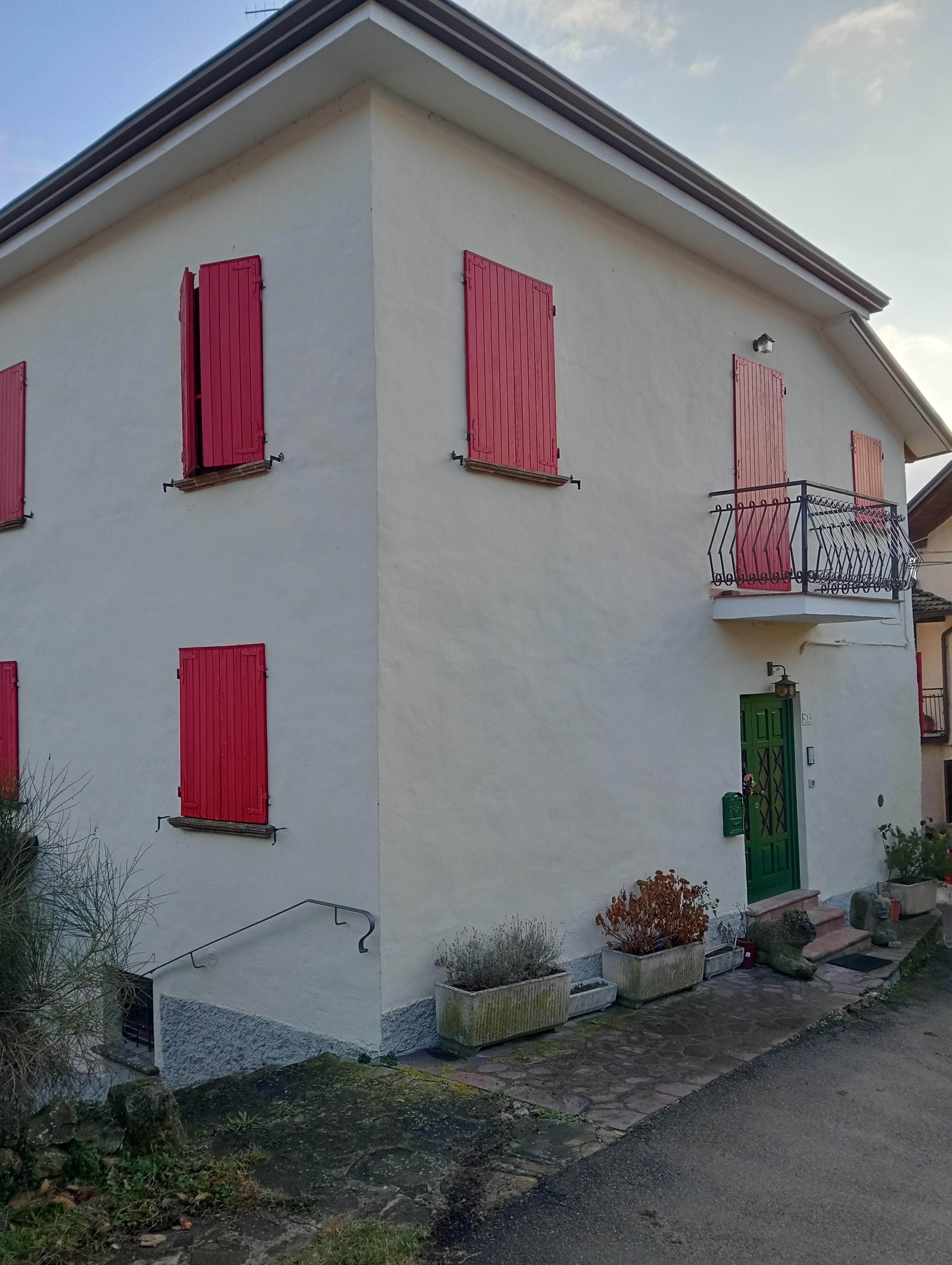 immobile appartamento all'asta in Via Cortogno, 7 - 42034 Casina (RE) - 1
