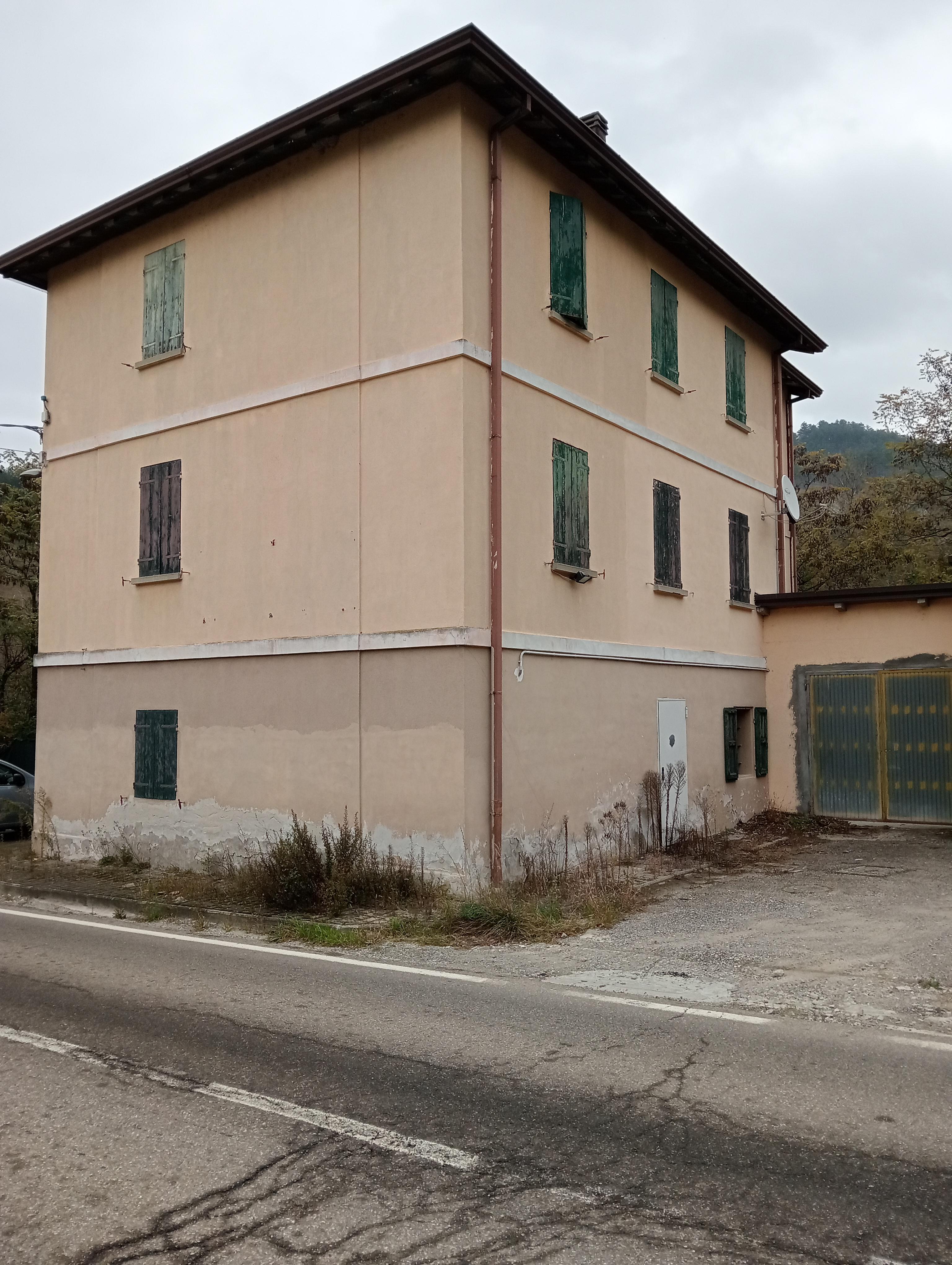 immobile appartamento all'asta in Via Cantoniera, 13 - 42020 Vetto (RE) - 4