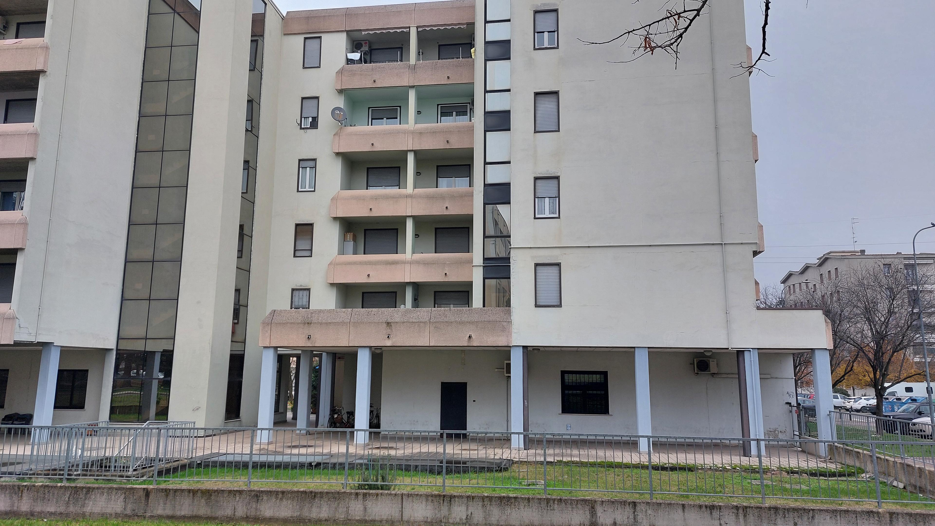 immobile appartamento all'asta in Via Aronne Rabbeno, 8 - 42123 Reggio nell'Emilia (RE) - 1
