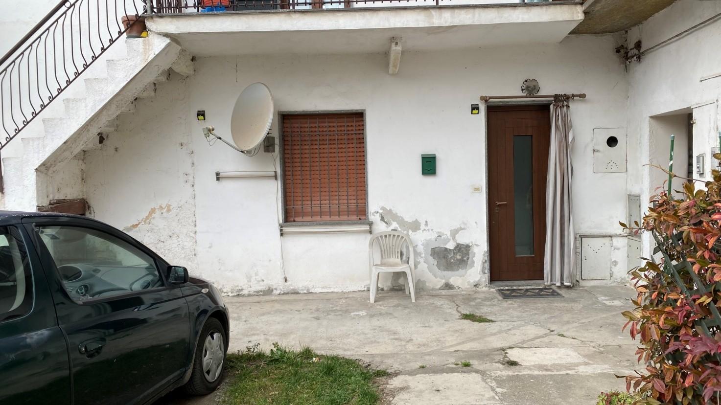 immobile appartamento all'asta in Via Milius 6 - 21010 Besnate (VA) - 2