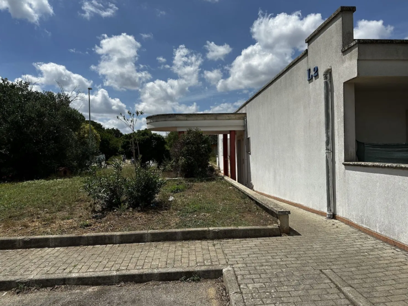 immobile appartamento all'asta in V Simone Renda, 73023 Lizzanello LE, Italia Lizzanello, Lecce - 1