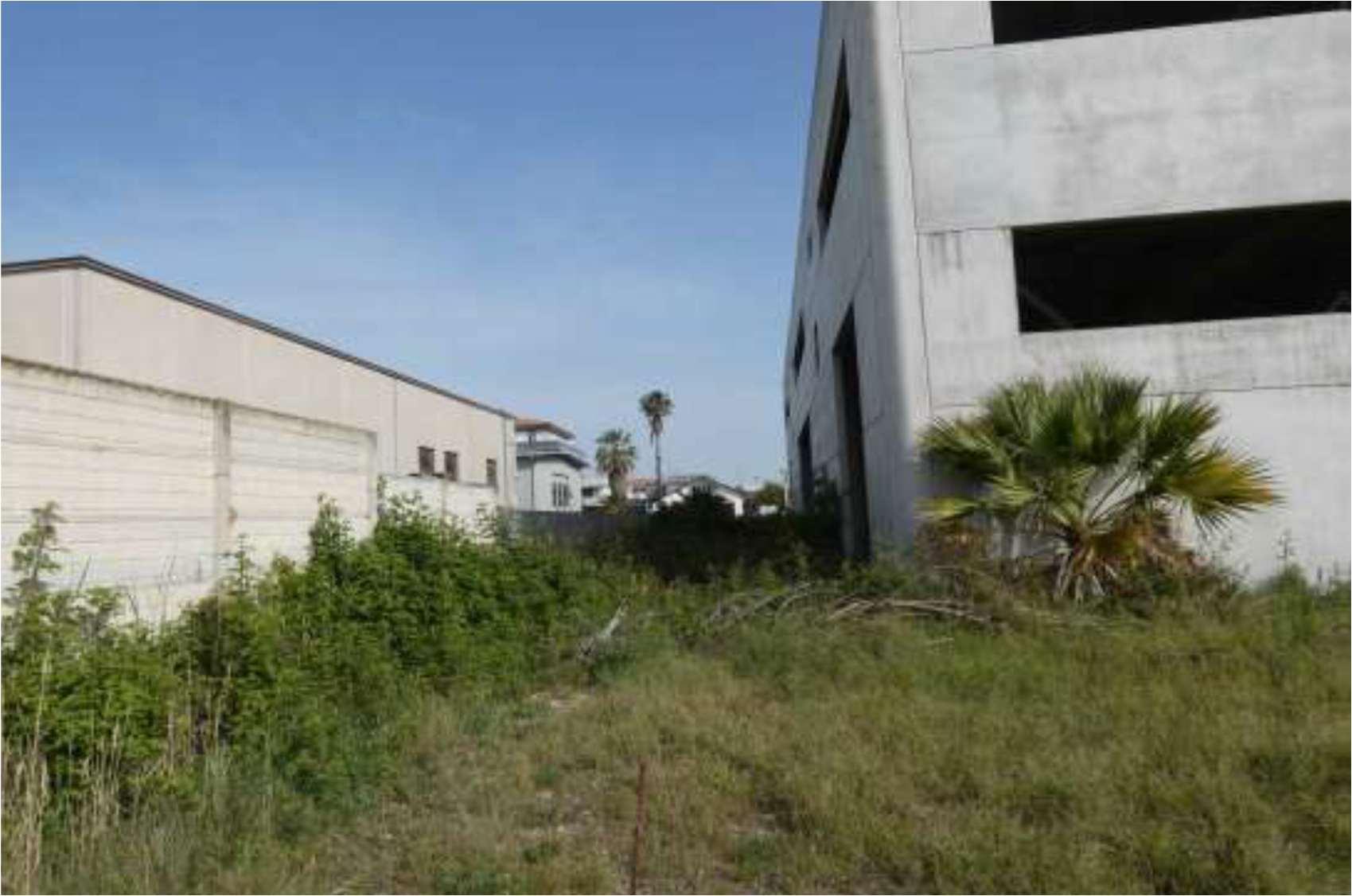 immobile attivita commerciale all'asta in Localita' Porto D Ascoli, Via De Nicola - 63039 San Benedetto del Tronto (AP) - 3