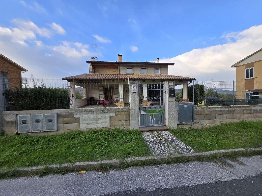 immobile appartamento all'asta in Via Montale 14 - 61040 Monte Porzio (PU) - 2