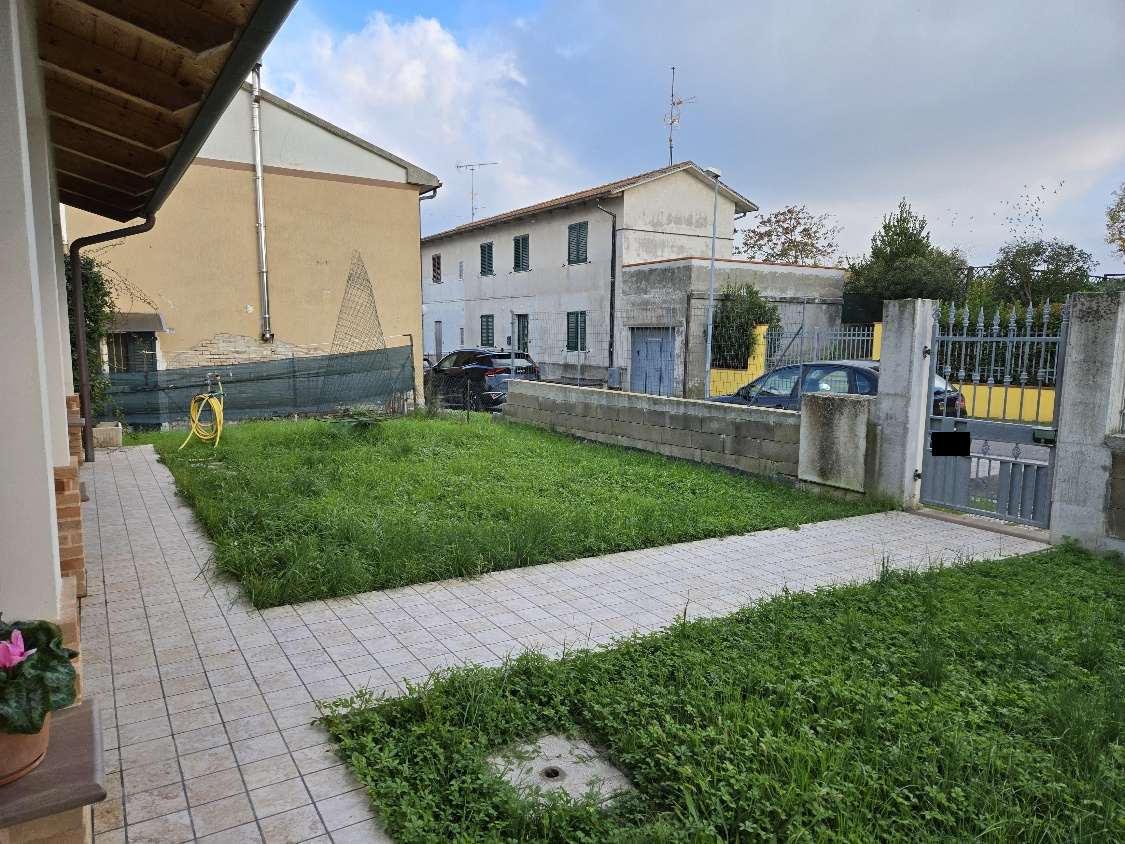 immobile appartamento all'asta in Via Montale 14 - 61040 Monte Porzio (PU) - 4