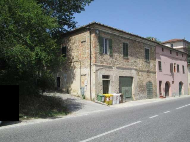 immobile magazzino all'asta in Via Clementina Borgo Loreto snc - 60031 Castelplanio (AN) - 5