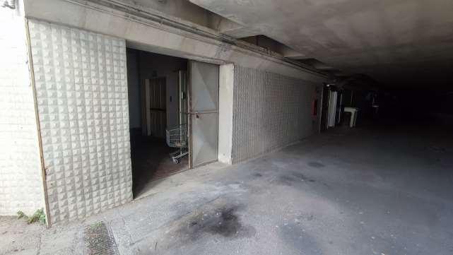 immobile magazzino all'asta in Via Volturno 80 - 20047 Brugherio (MB) - 1