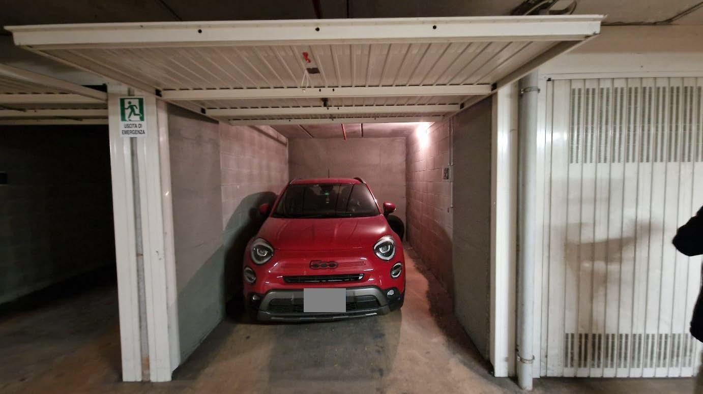 immobile garage all'asta in Piazza Adriano 11/E-15/G - Torino (TO) - 1