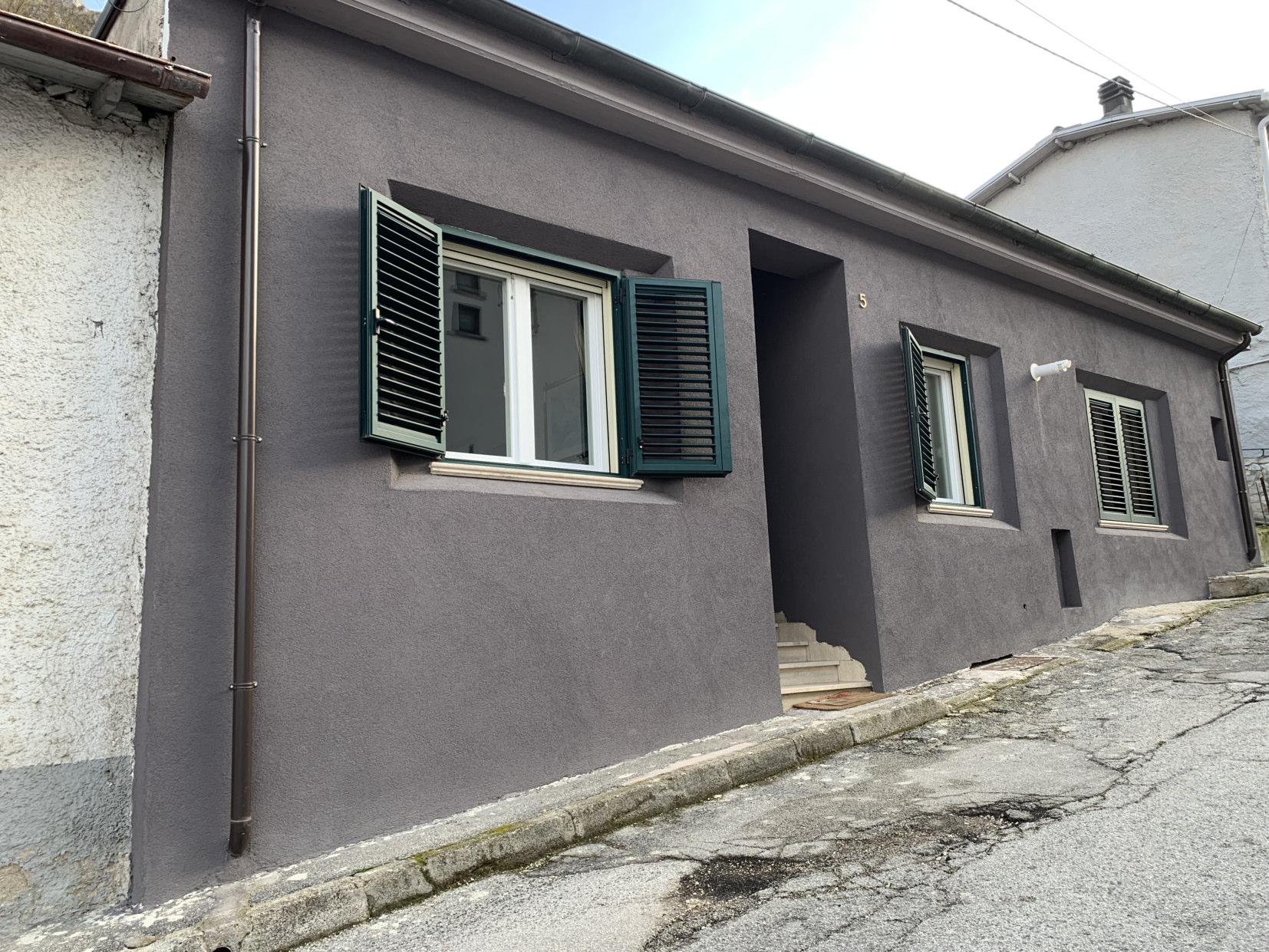 immobile appartamento all'asta in Via Monte Grappa, 5, 67059 Trasacco AQ, Italia Trasacco, L'Aquila - 2