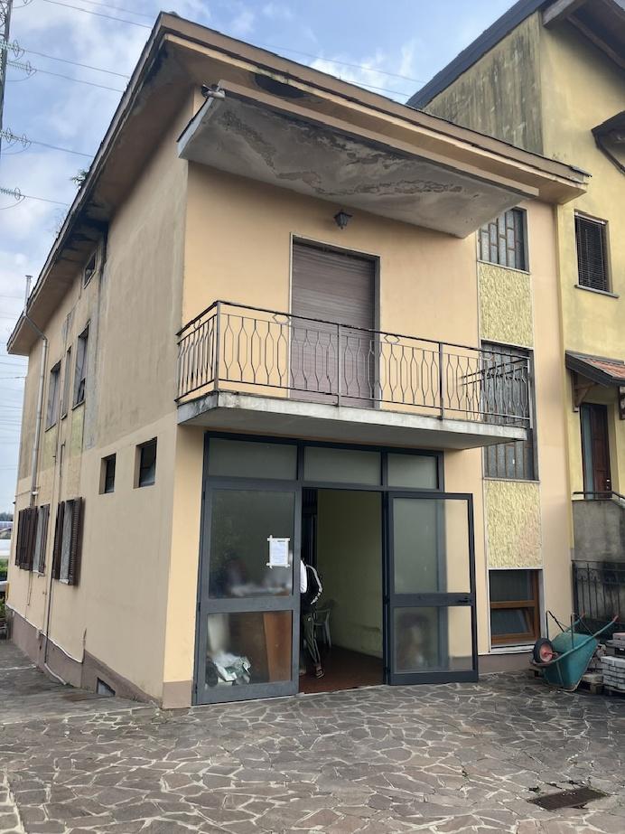 immobile appartamento all'asta in Via A Manzoni, 16, 24060 Gorlago BG, Italia Gorlago, Bergamo - 1