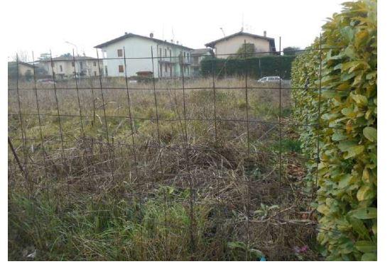 immobile terreno all'asta in Localita' San Martino della Battaglia - Desenzano del Garda (BS) - 1