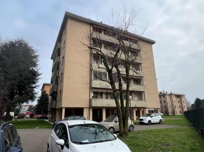 immobile appartamento all'asta in Via I Maggio 39/3 - 26838 Tavazzano con Villavesco (LO) - 5