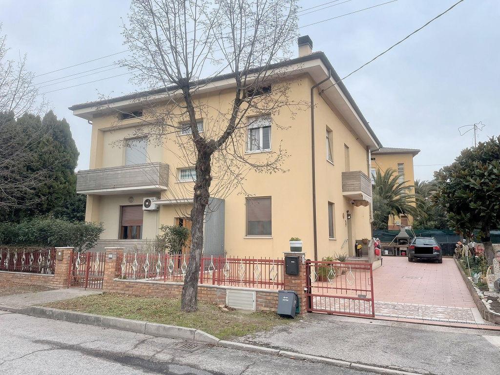 immobile appartamento all'asta in Via Della Resistenza 14 - 61036 Colli al Metauro (PU) - 2