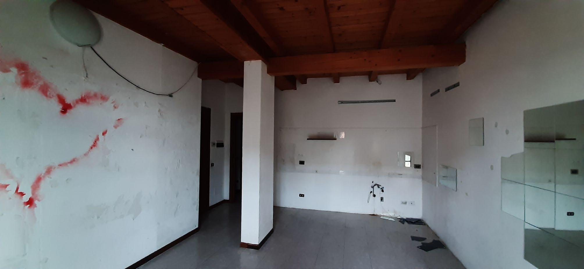 immobile appartamento all'asta in Via Cascina Morlani, 1, 24040 Levate BG, Italia Osio Sopra, Bergamo - 2