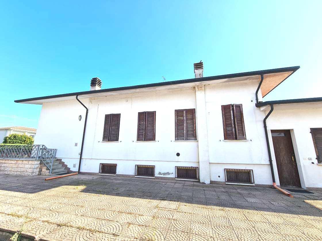 immobile appartamento all'asta in Str Zamiola, 12, 46029 Riva MN, Italia - 46029 Suzzara (MN) - 2