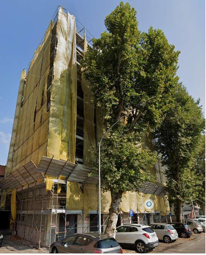 immobile appartamento all'asta in Viale CINQUE GIORNATE 37 - 21042 Caronno Pertusella (VA) - 1