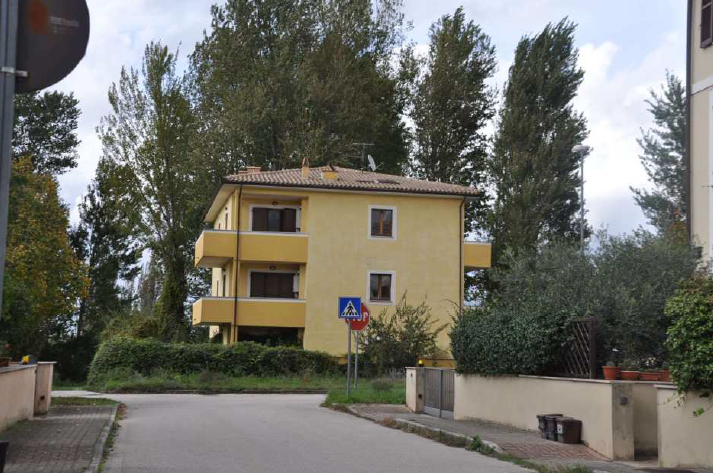 immobile appartamento all'asta in Via del Pantano, 06034 Foligno PG, Italia Foligno, Perugia - 2