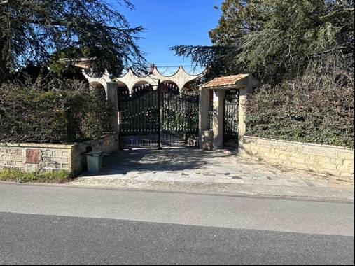 immobile appartamento all'asta in Via Cappuccini Vecchi, 46, 95041 Caltagirone CT, Italia Caltagirone, Catania - 1