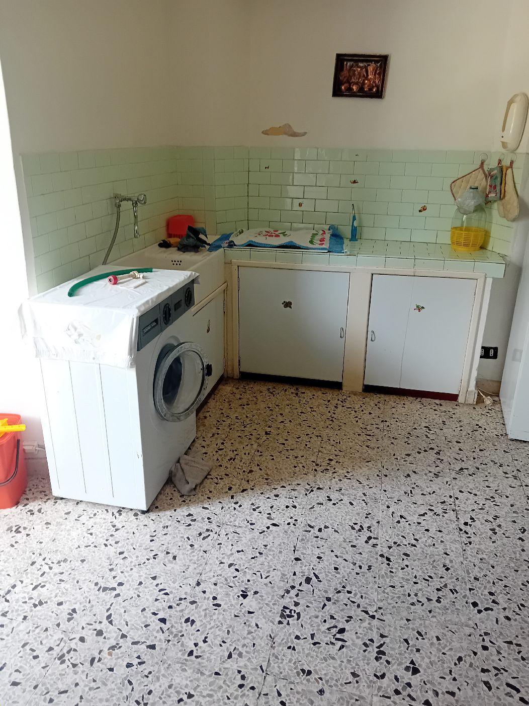 immobile appartamento all'asta in Via Madonna delle Grazie, 11, 03021 Amaseno FR, Italia Amaseno, Frosinone - 1