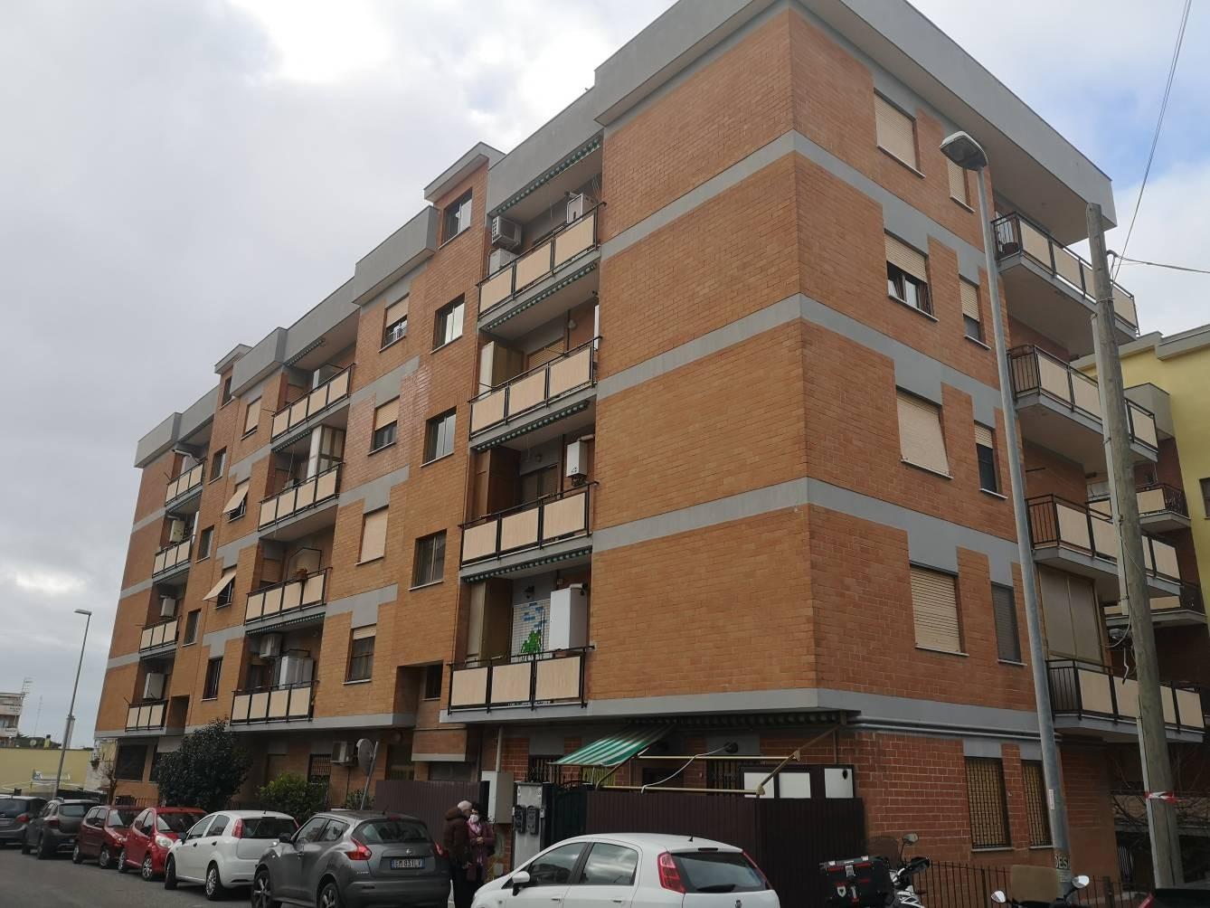 immobile appartamento all'asta in Via Francesco Flavioni 8 - 00053 Civitavecchia (RM) - 2