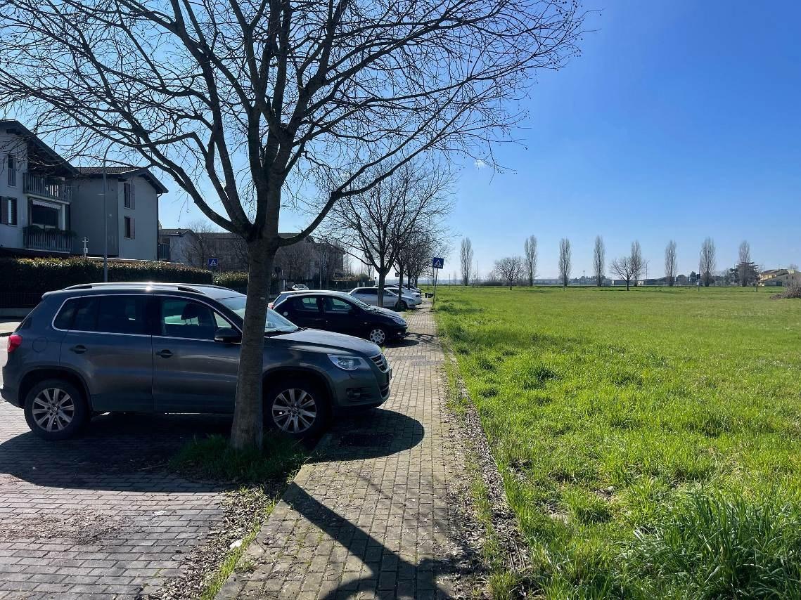 immobile terreno all'asta in Via Don Astolfi, 46031 Bagnolo San Vito MN, Italia Bagnolo San Vito, Mantova - 1