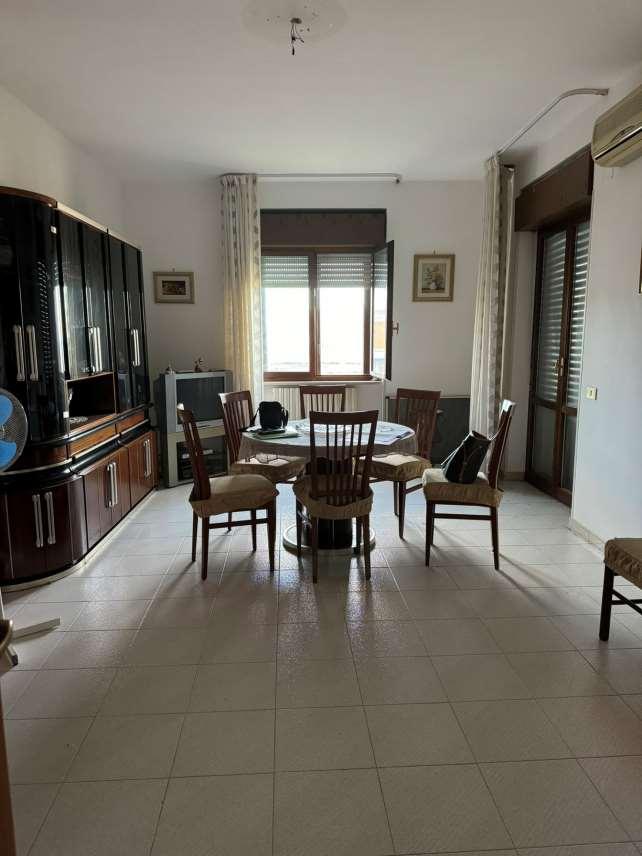 immobile appartamento all'asta in via Montecassino, 10 - 71033 Casalnuovo Monterotaro (FG) - 4