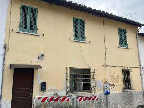 immobile appartamento all'asta in Localita' Ponte a Cappiano, via Romana Lucchese 16 - 50054 Fucecchio (FI) - 1