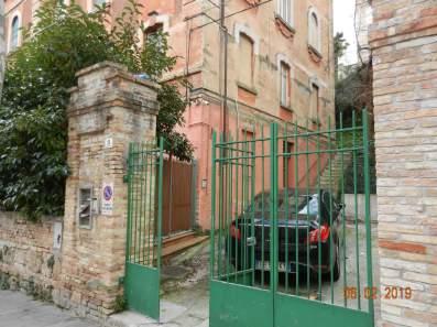 immobile appartamento all'asta in Viale Amendola 56 - 66100 Chieti (CH) - 1