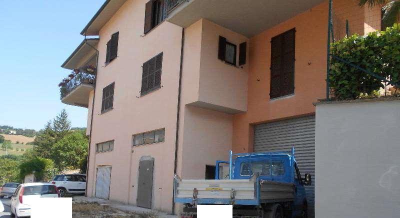 immobile magazzino all'asta in Traversa Settempedana, 62022 Castelraimondo MC, Italia Castelraimondo, Macerata - 3