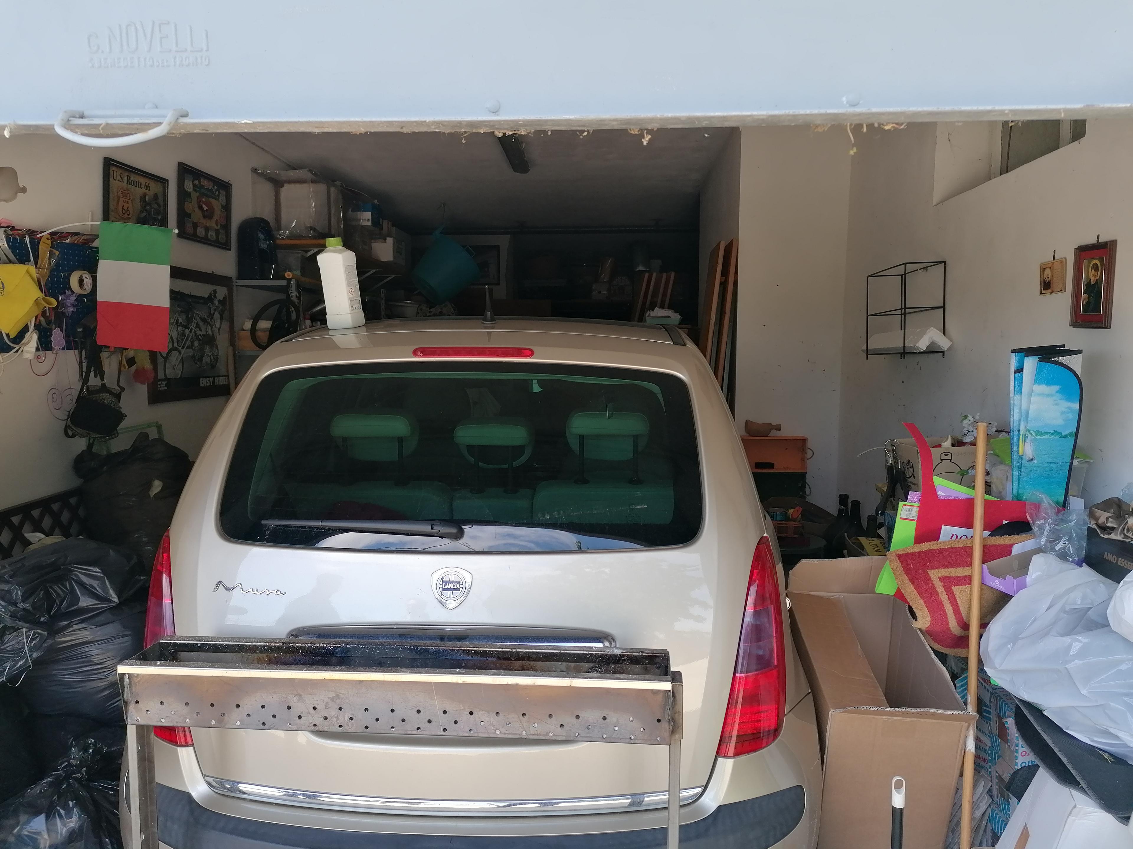 immobile appartamento all'asta in Viale Emilio Mattucci, 64032 Atri TE, Italia Atri, Teramo - 2
