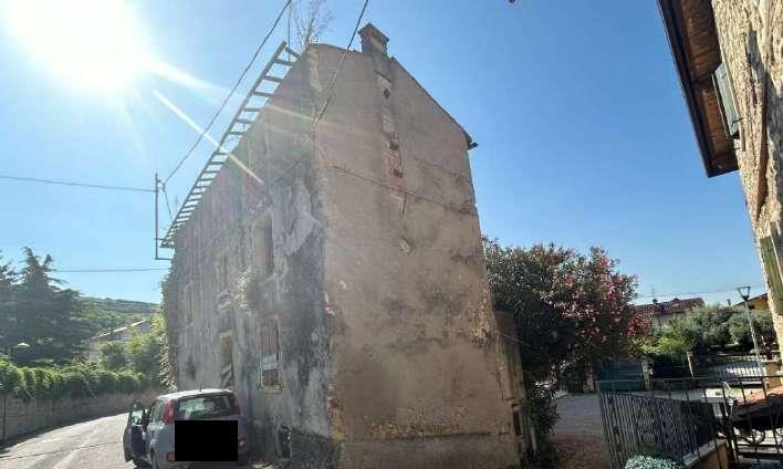 immobile casa singola all'asta in di San Floriano, Via Semonte 62- 64 - 37029 San Pietro in Cariano (VR) - 1