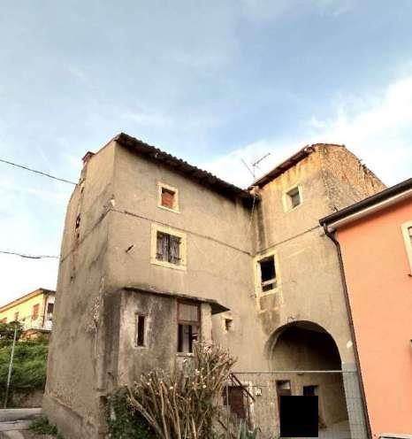 immobile casa singola all'asta in di San Floriano, Via Semonte 62- 64 - 37029 San Pietro in Cariano (VR) - 3