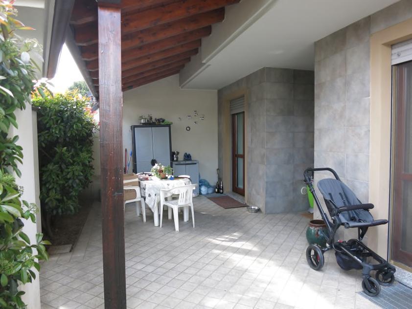 immobile villa all'asta in Via Corinna Bruni n 29-31, 20812 Limbiate MB, Italia Limbiate, Monza e della Brianza - 4