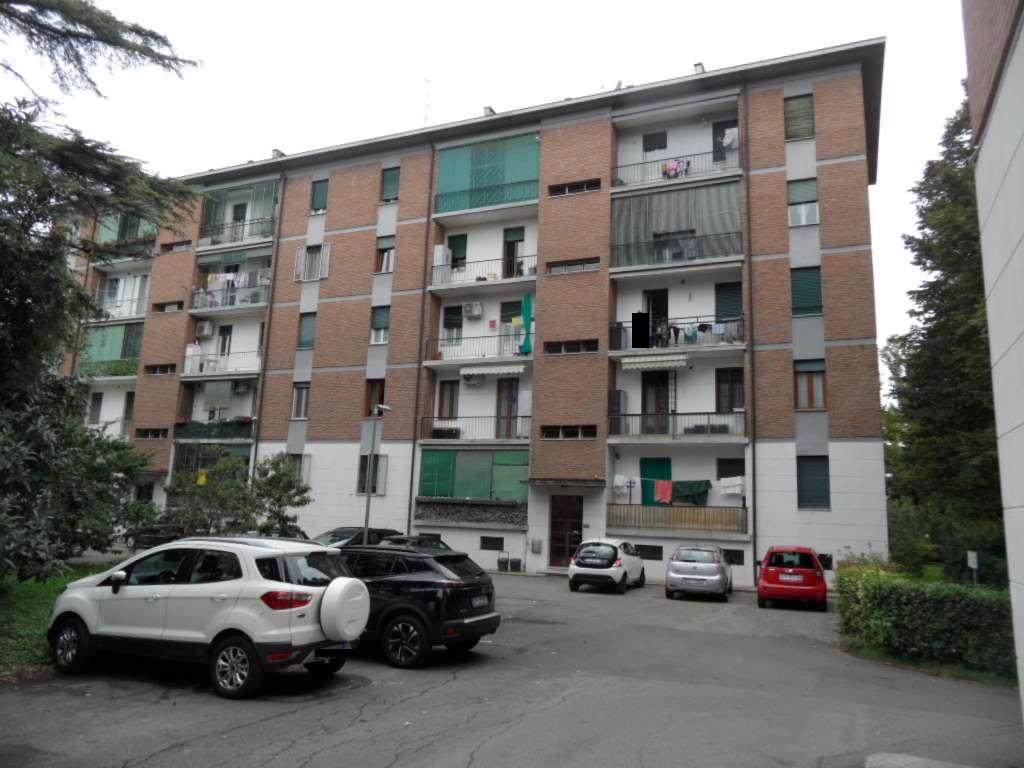 immobile appartamento all'asta in Via Andrea Balletti 4 - Reggio nell'Emilia (RE) - 4