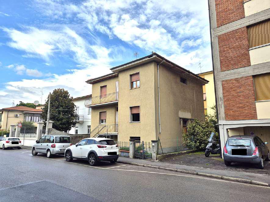 immobile appartamento all'asta in Via Spartaco Lavagnini, 140, 52027 San Giovanni Valdarno AR, Italia San Giovanni Valdarno, Arezzo - 5