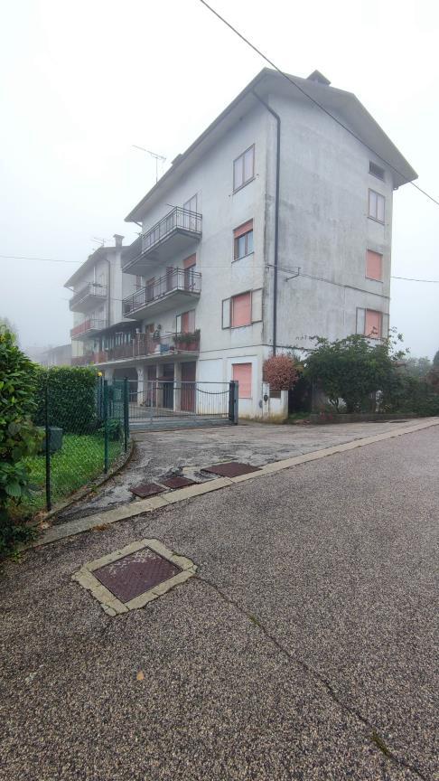 immobile appartamento all'asta in Via Via Chiesa di Cerealto  8/B - 36078 Valdagno (VI) - 3
