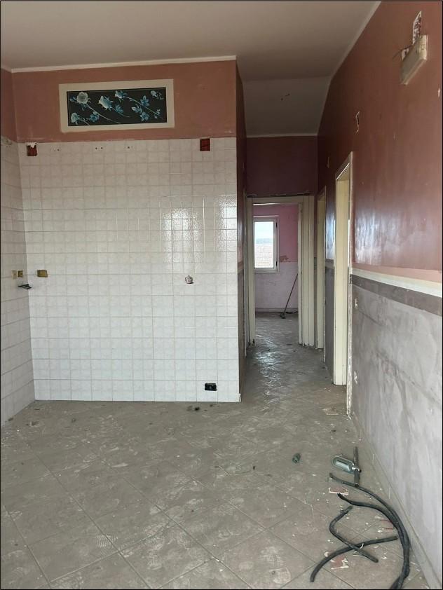 immobile appartamento all'asta in Via Camillo Cavour, 28, 81030 San Marcellino CE, Italia San Marcellino, Caserta - 2